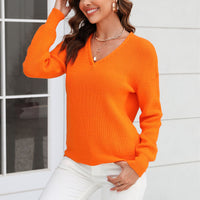 Gebreide dames trui met V-hals in een losse pasvorm – Wanfrieda