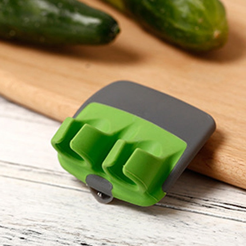 Beschermende Groenteschiller - FingerGuard