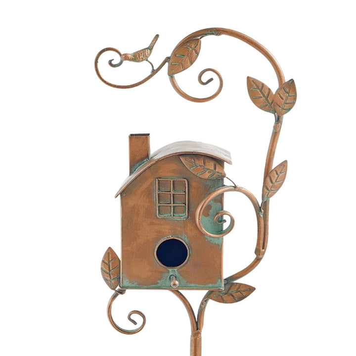 Metalen Kunst Vogelhuisje op Tuinplug - FeatherNest