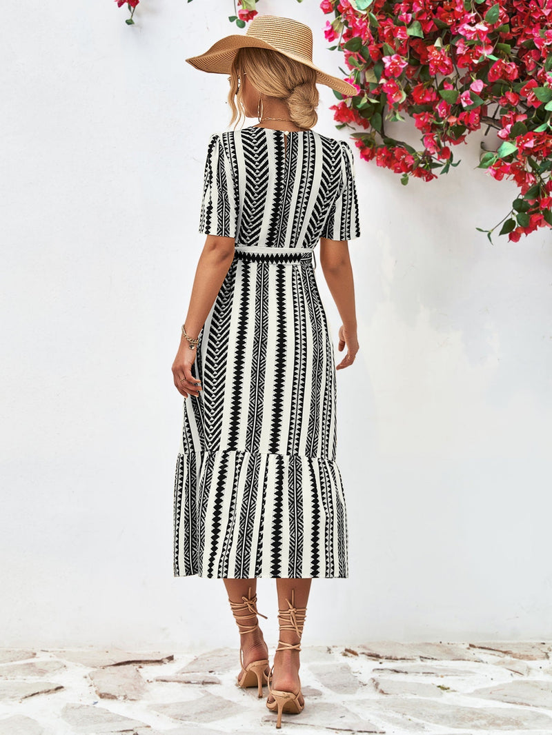 Zwart-Wit Gestreepte Midi-jurk – Elise