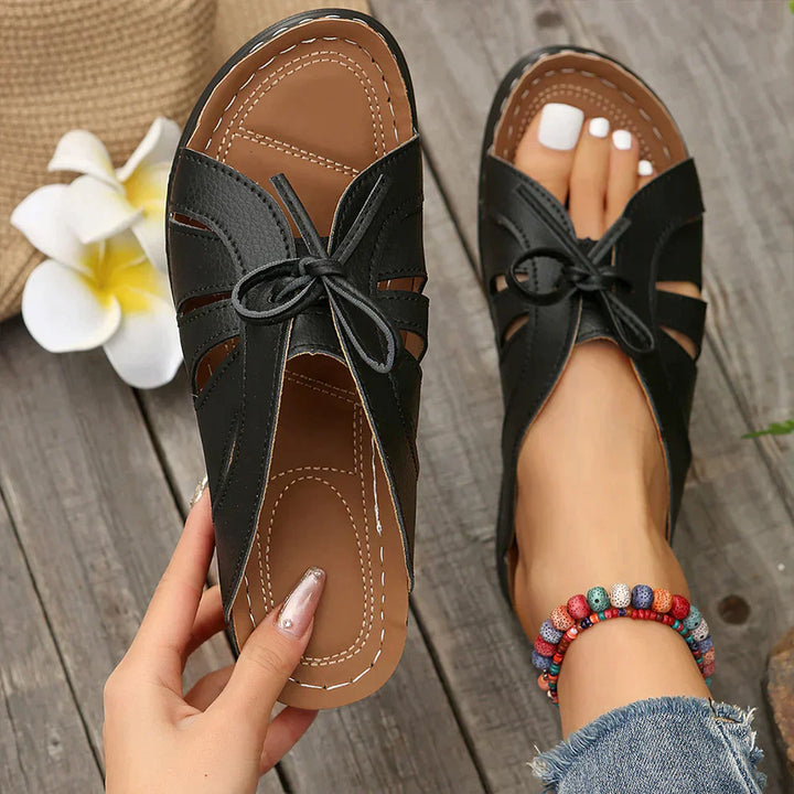 Orthopedische Sleehaksandalen met Gewelfde Knoop – Mirella