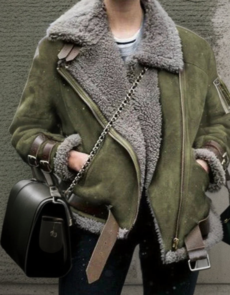 Modny płaszcz z skórzanymi klamrami dla kobiet - Juliette