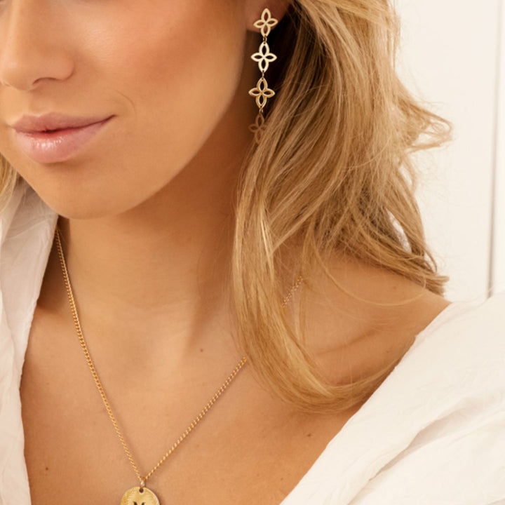 Vardi Dante™ kolczyki w kształcie wianka z kwiatów | Vintage i szykowne