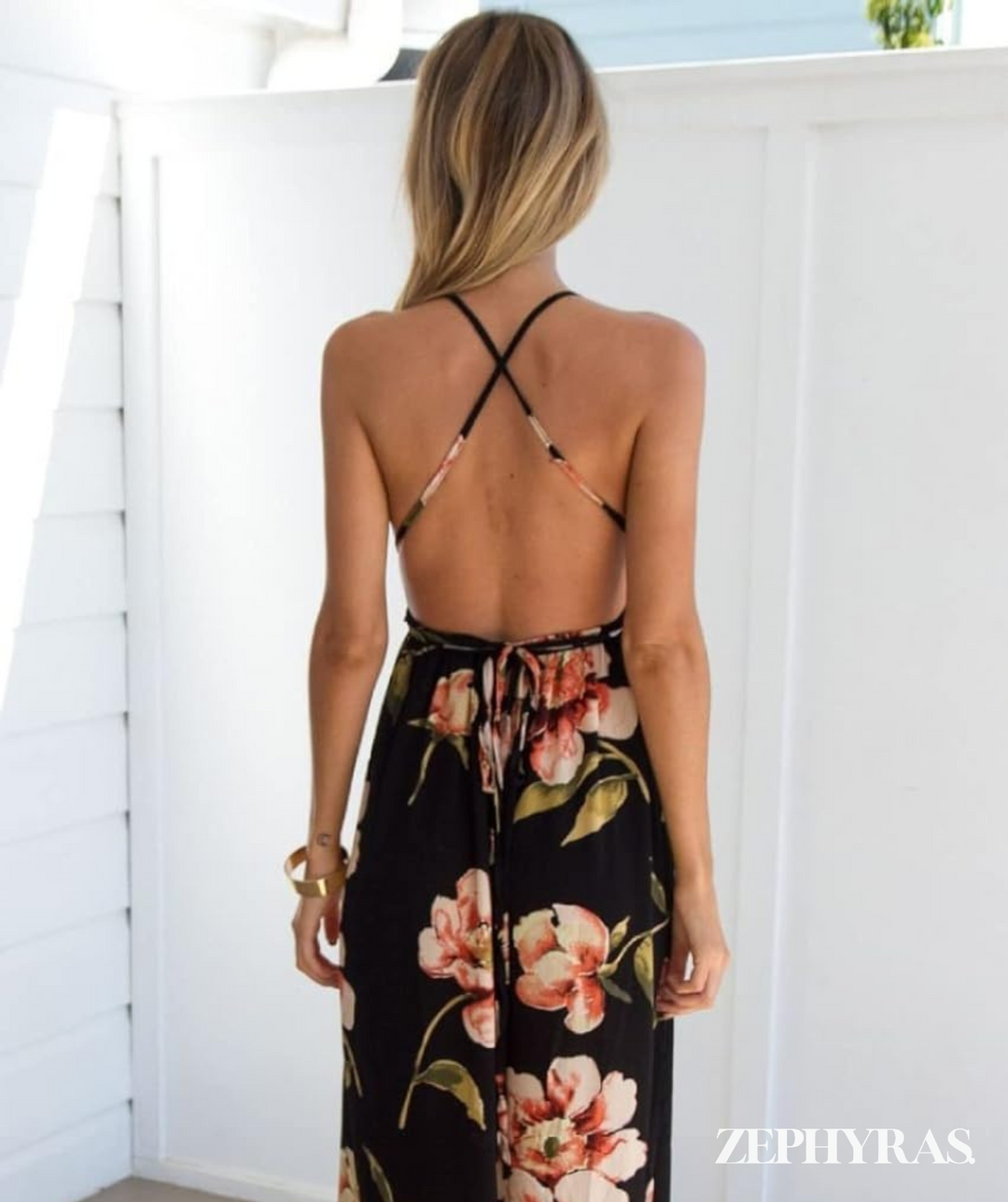 Zwarte Zomerjurk met Bloemenprint en Losse Pasvorm – Mayra