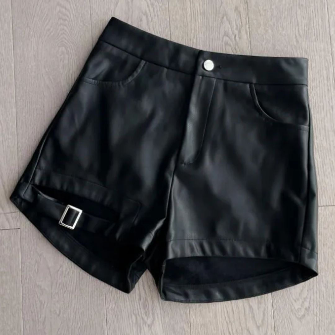 Vardi Dante™ Naomi Leren Short | Gotisch & Trendy