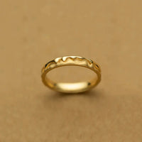 Stijlvolle Gouden Honingring - Sienna