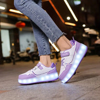 Glijd in Stijl met Velo – Sneakers met Wieltjes en Lichtgevende Zolen