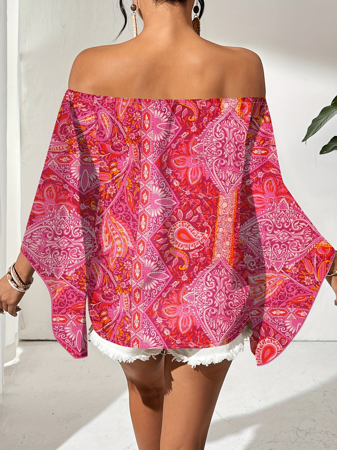 Off-Shoulder Blouse met Geometrische Print – Noémie