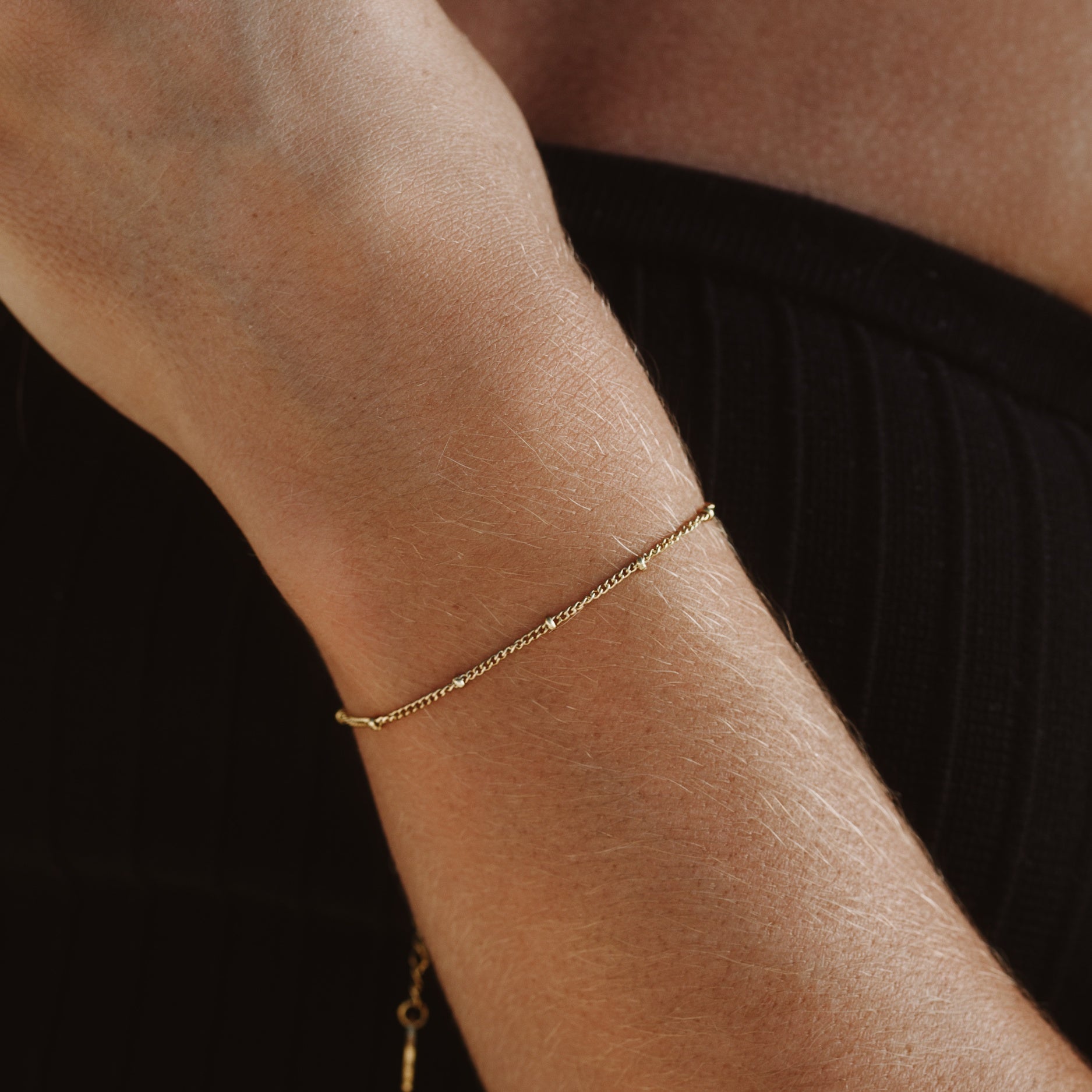 Mary & Jules fenes Armband aus Roségold vergoldetem 925 Sterlng Mary & Jules fenes Armband aus Roségold vergoldetem 925 Sterlng