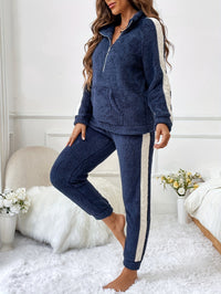 Zachte Pluche Lounge Pyjama Set met Kleuraccenten - Lyra