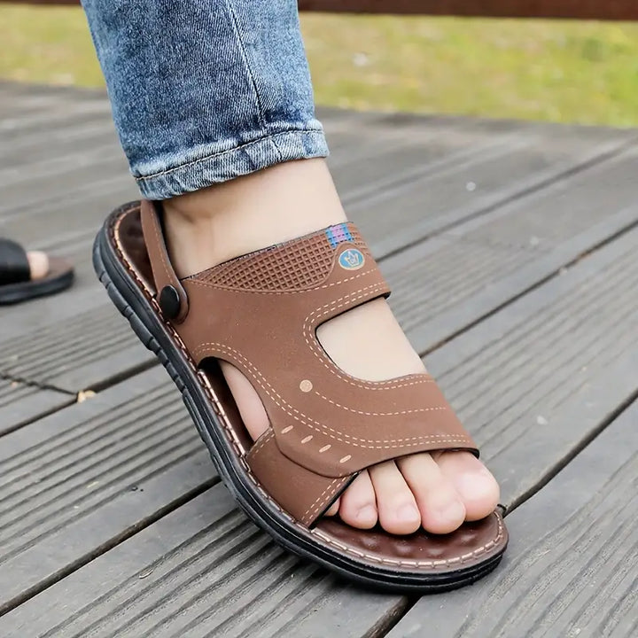 Stijlvolle Herensandalen met Hakband – Strider