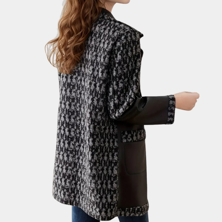 Warme Zwarte Damesjas met Luxe Afwerking - Renée