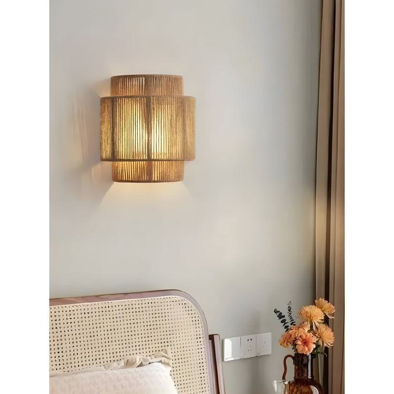 Eigentijdse Rotan Geweven Wandlamp - WeaveGlow