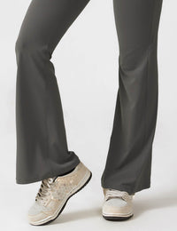 Kombinezon bez dywanów z rozszerzanymi nogawkami - Liv