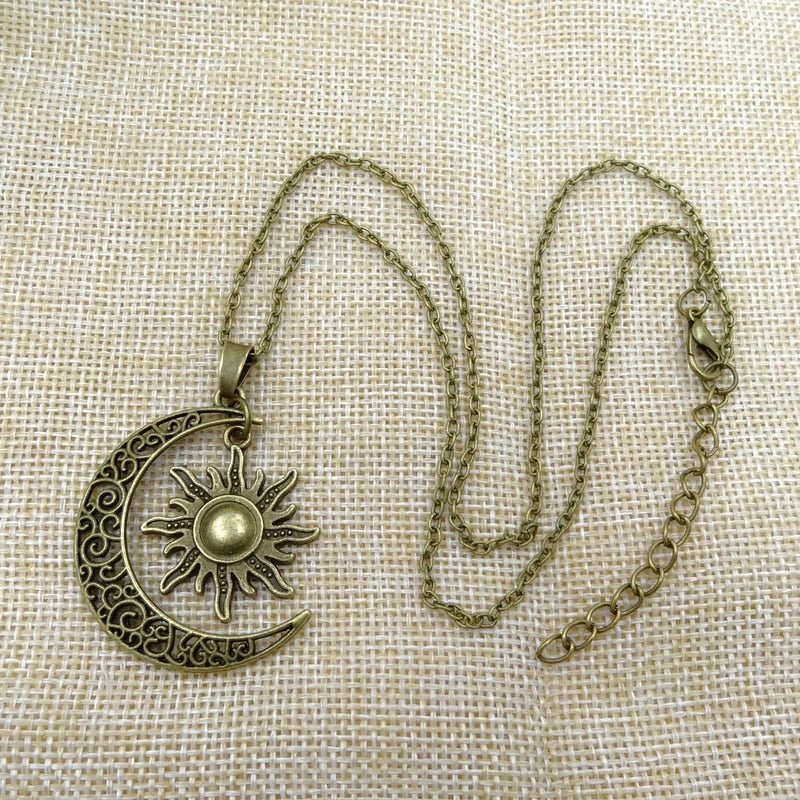 Vintage Zon- en Maanketting | Twee betekenissen aan 1 ketting!