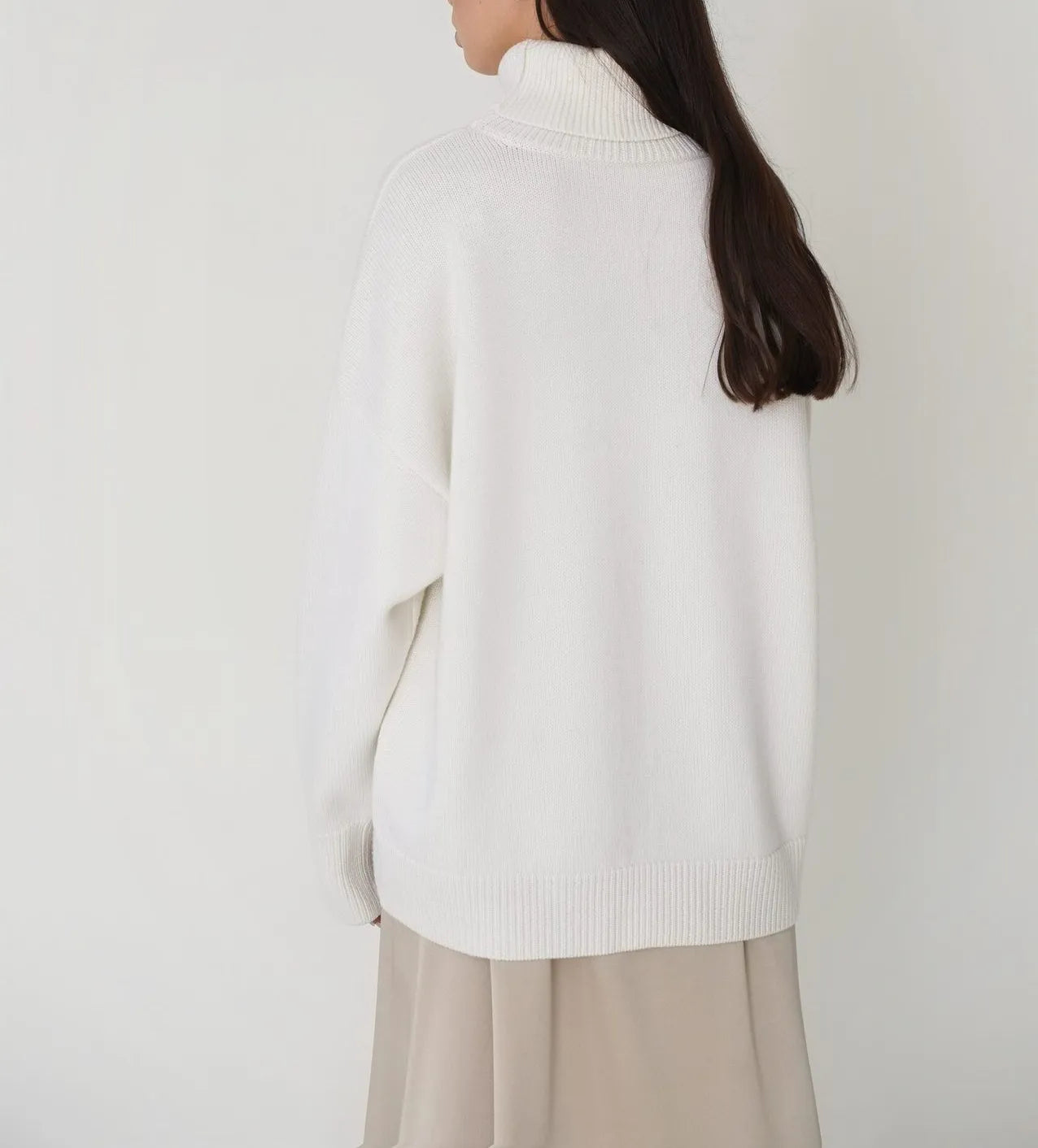 Mila Coltrui | Oversized & Warm