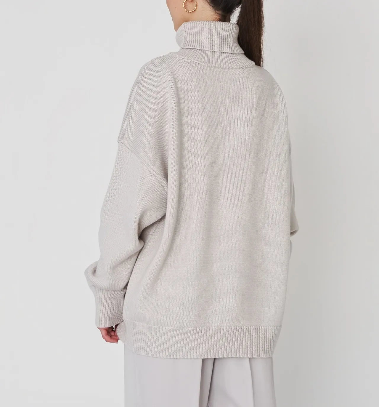 Mila Coltrui | Oversized & Warm