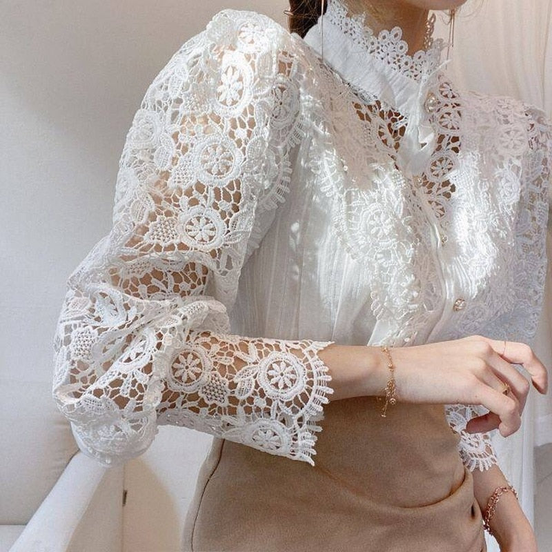 Lucy Lace Blouse | Klassiek, elegant & super cute!