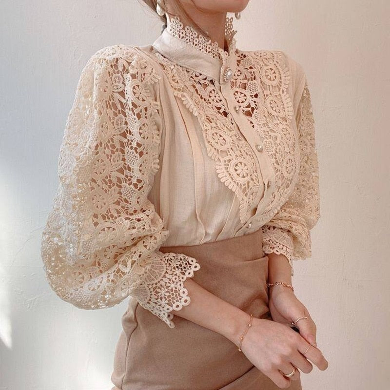 Lucy Lace Blouse | Klassiek, elegant & super cute!