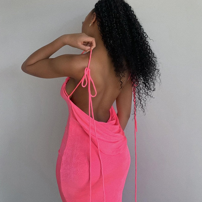 Fayen Low Back Dress | Maak een prachtige intrede & vertrek